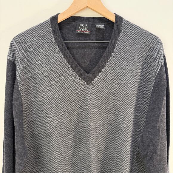 JOS.A.BANK Merino Wool Sweater Large Herringbone Grey Black - Picture 2 of 11